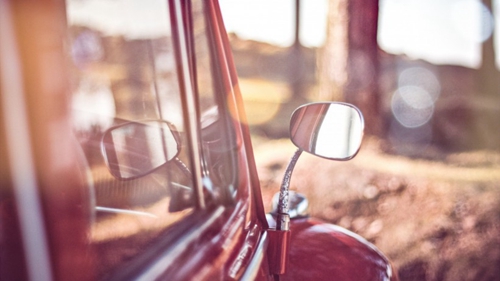 英文勵志的個性簽名《譴責愛情的句子》